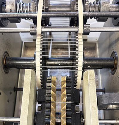 Taping - Axial Busswire